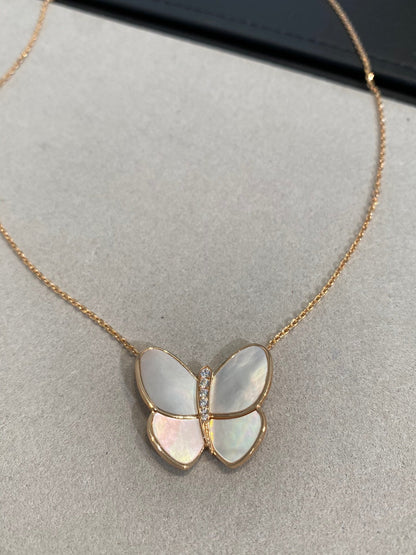 [Camiery]BUTTERFLY GOLD MOP DIAMOND NECKLACE