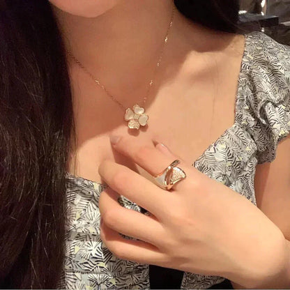 [Camiery]CLOVER MOP DIAMOND ROSE GOLD NECKLACE