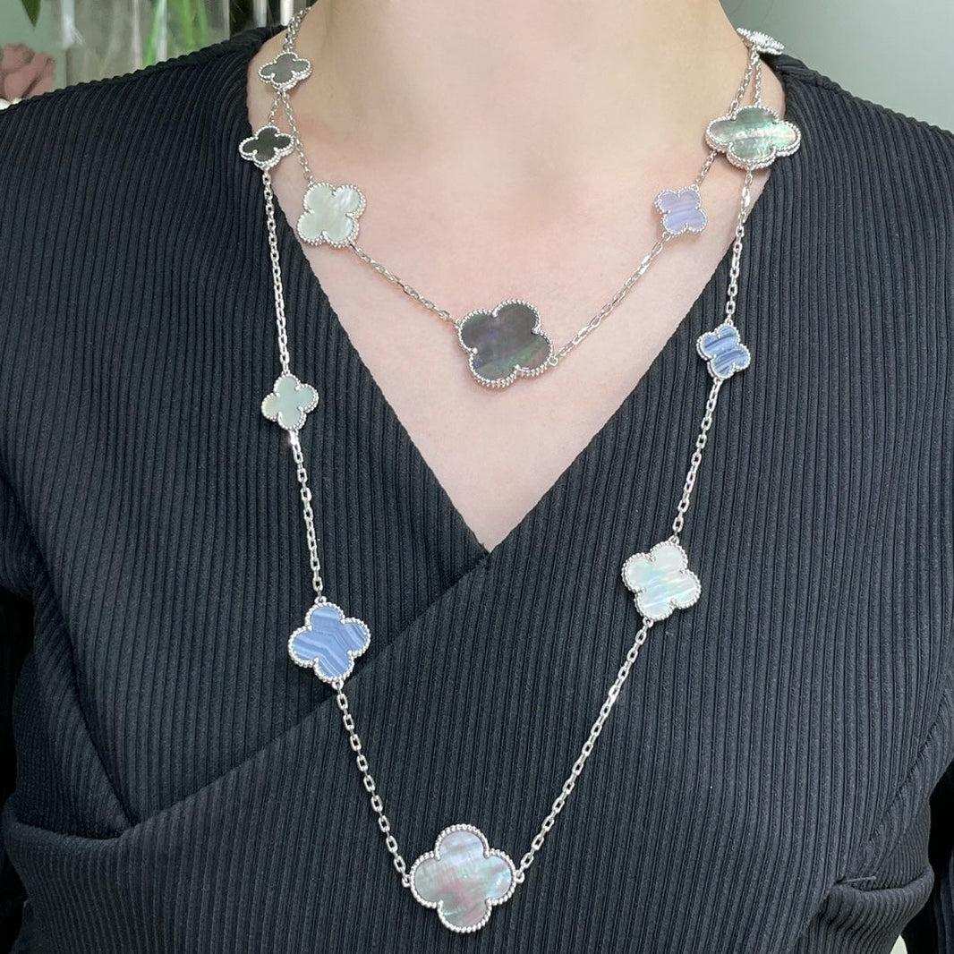 [Camiery]CLOVER 16 MOTIF CHALCEDONY MOP SILVER NECKLACE