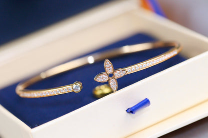 [Camiery]IDYLLE PINK GOLD OPEN BRACELET DIAMOND PAVED