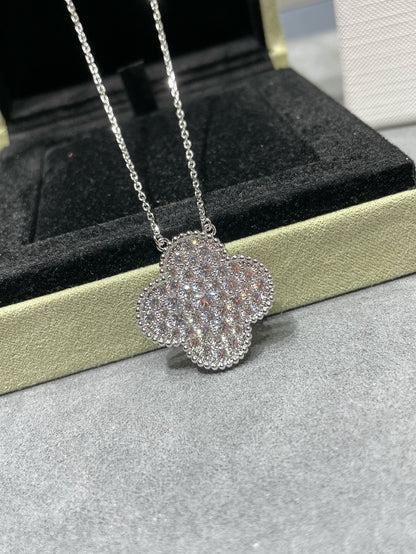 [Camiery]CLOVER 25MM LARGE PENDANT DIAMOND PAVED SILVER NECKLACE