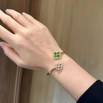 [Camiery JEWELRY] OPERA TULLE  GOLD BRACELET WITH ENAMEL BACKGROUND