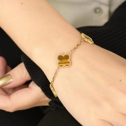 [Camiery] CLOVER 5 MOTIFS TIGER EYE BRACELET COLLECTION
