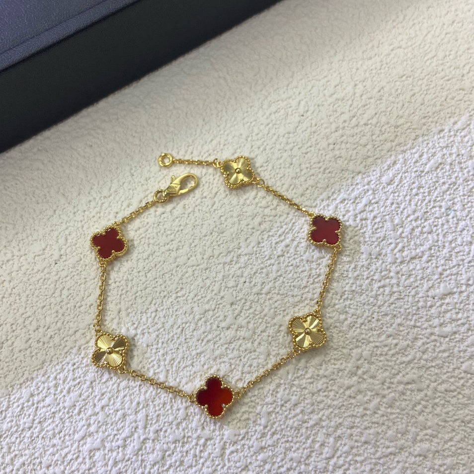 [Camiery]CLOVER 6 MOTIF RED AGATE LASER BRACELET