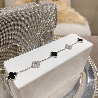 [Camiery] CLOVER 5 MOTIF ONYXS BRACELET COLLECTION