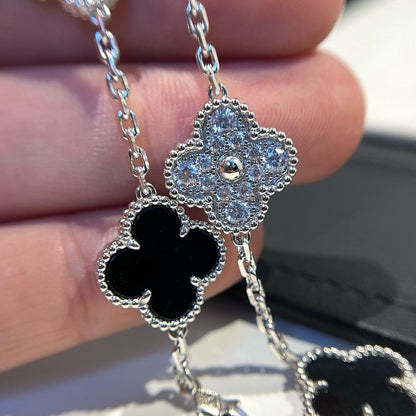 [Camiery] CLOVER 5 MOTIF ONYXS BRACELET COLLECTION