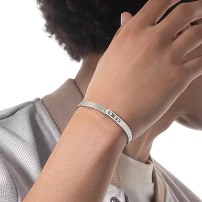 [Camiery]Move Noa Ciselé half pavé bangle