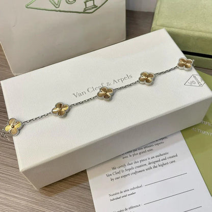 [Camiery] CLOVER 5 MOTIF LASER BRACELET COLLECTION