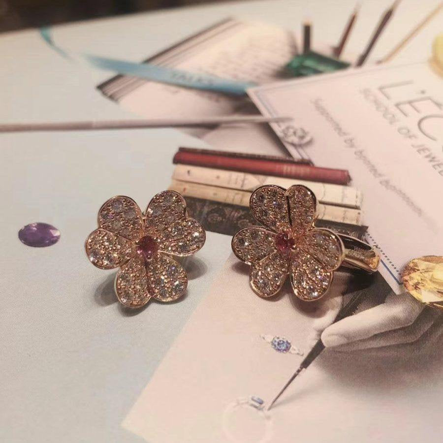 [Camiery]FRIVOLE PINK GOLD FLOWER DIAMOND EARRINGS