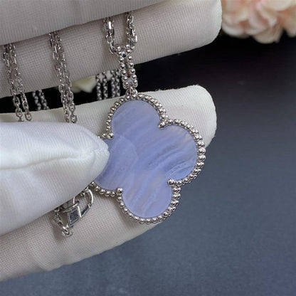 [Camiery]CLOVER SILVER CHALCEDONY BIG CLOVER NECKLACE