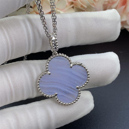 [Camiery]CLOVER SILVER CHALCEDONY BIG CLOVER NECKLACE