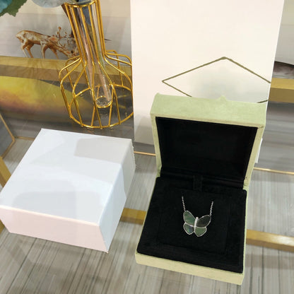 [Camiery]LARGE BUTTERFLY SILVER PENDANT DIAMOND NECKLACE