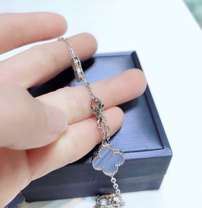 [Camiery]CLOVER 10 MOTIFS CHALCEDONY DIAMONDS SILVER NECKLACE